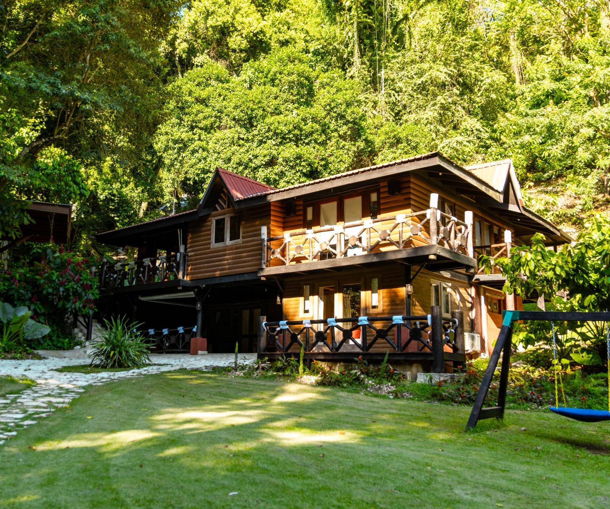 Barahona Platon Ecolodge מראה חיצוני תמונה