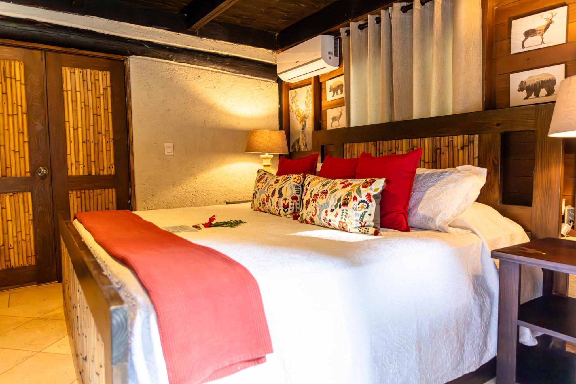 Barahona Platon Ecolodge מראה חיצוני תמונה