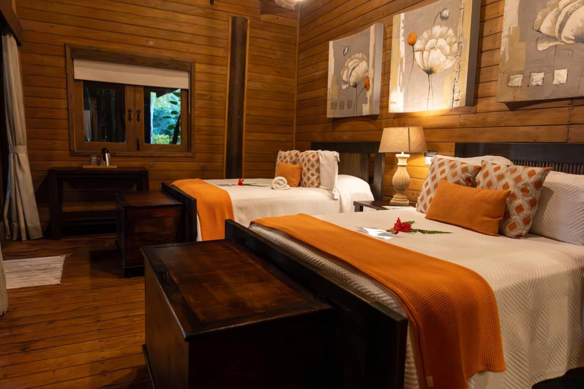 Barahona Platon Ecolodge מראה חיצוני תמונה